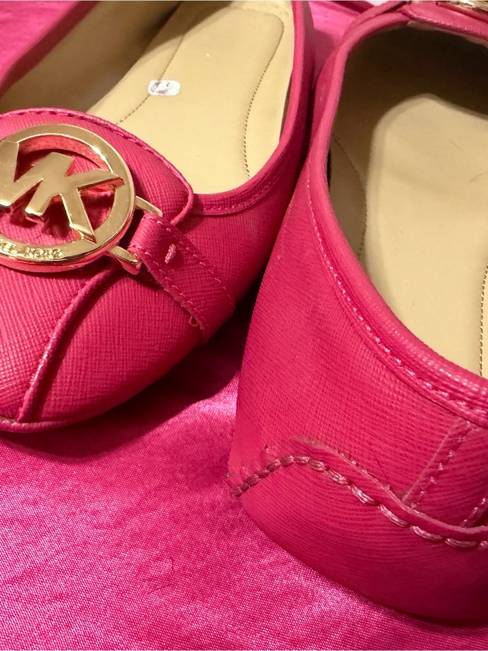 Michael Kors Hot Pink Logo Ballet Flats - Picture 4 of 7